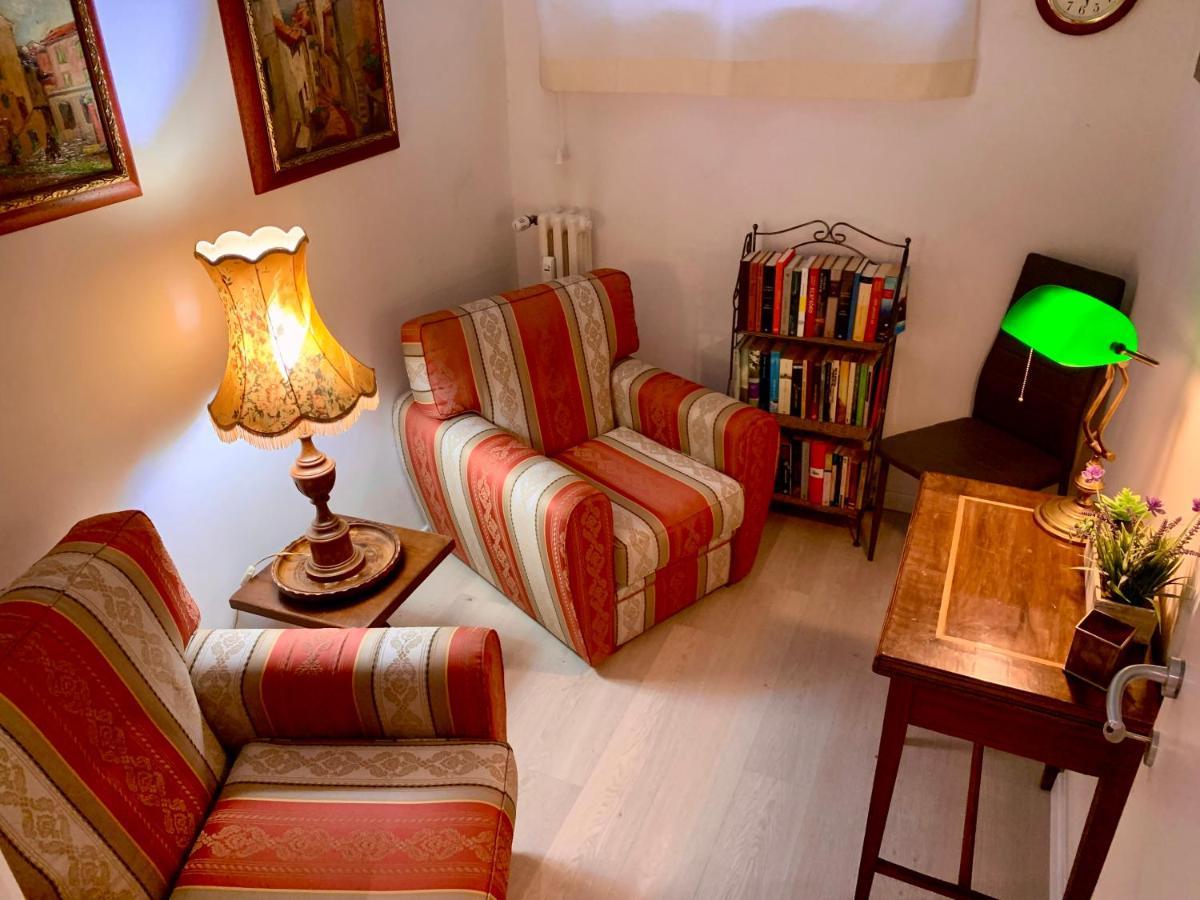 Palmira House - Delizioso Bilocale For Two Apartment Terni Ngoại thất bức ảnh