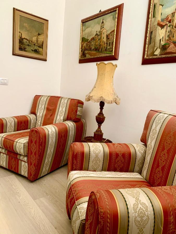 Palmira House - Delizioso Bilocale For Two Apartment Terni Ngoại thất bức ảnh