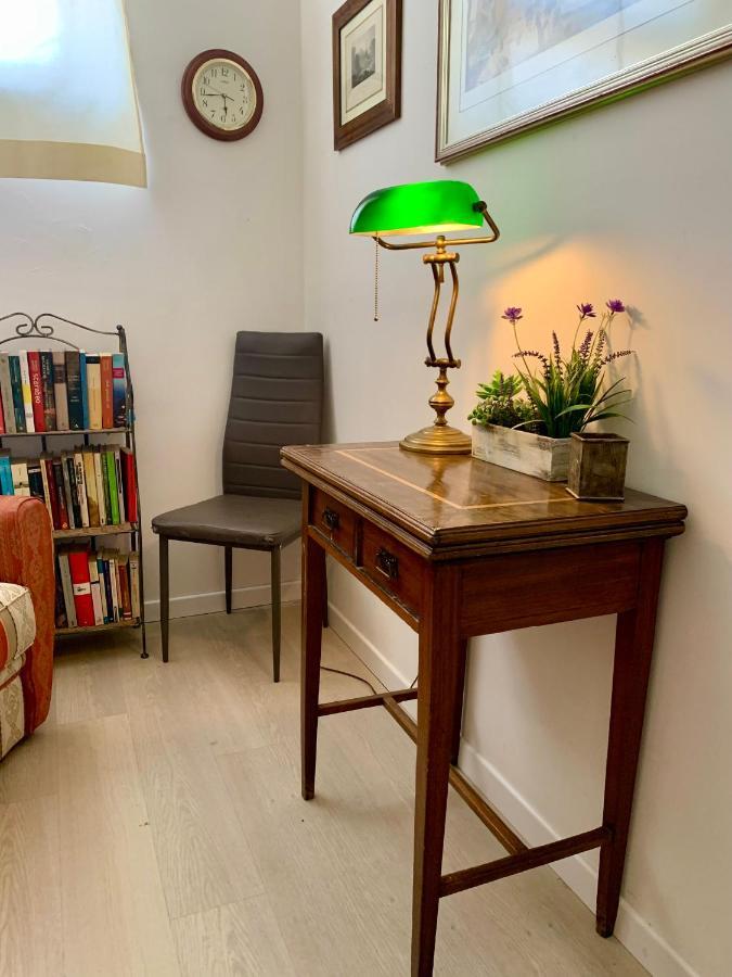 Palmira House - Delizioso Bilocale For Two Apartment Terni Ngoại thất bức ảnh